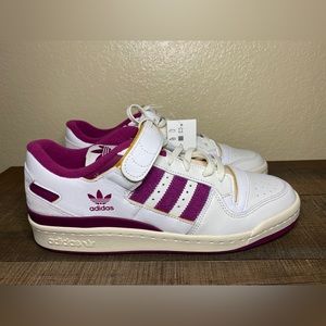 Adidas Originals Forum 84 Low “Power Berry”
- Sizes for Men.